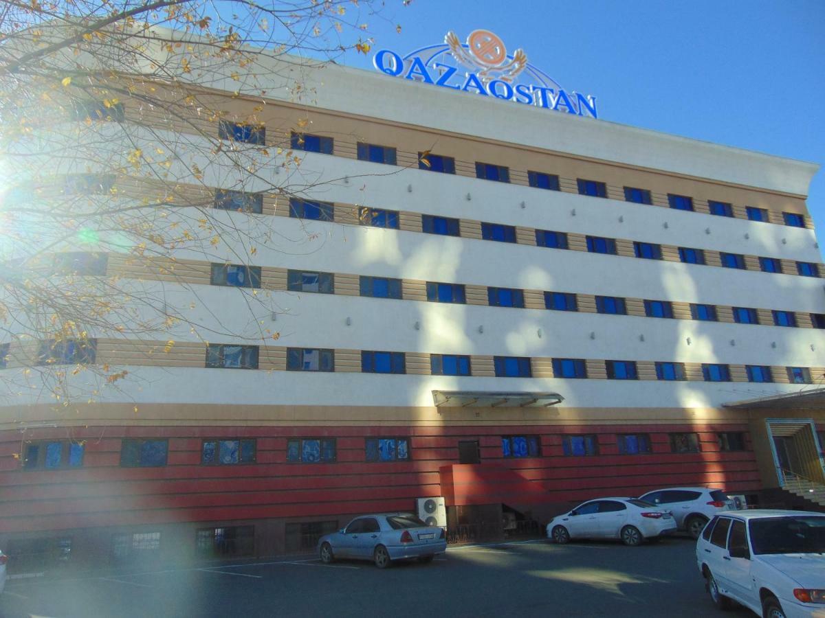 Kazakhstan Hotel Atyrau Bagian luar foto